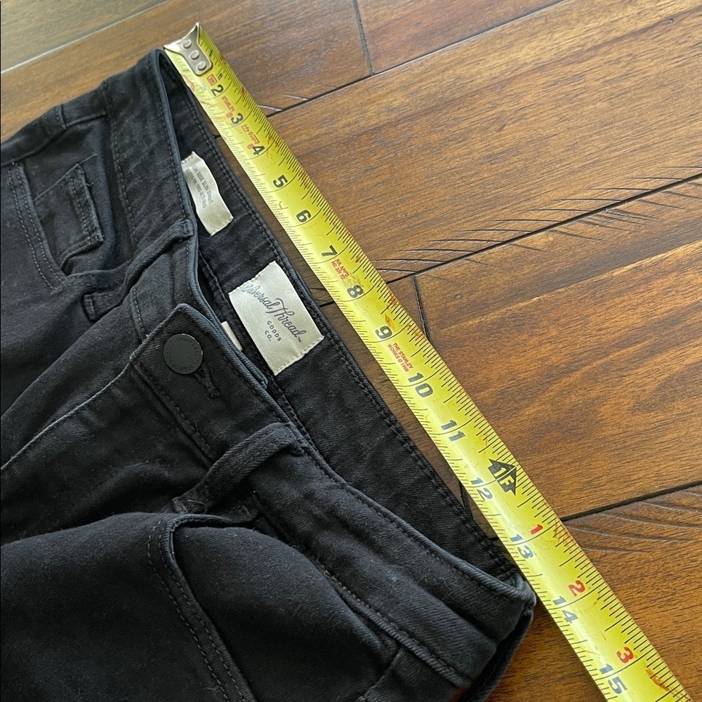 2 Universal Thread black high rise slim straight denim jeans size 4/27S & 4/27R - Picture 6 of 16